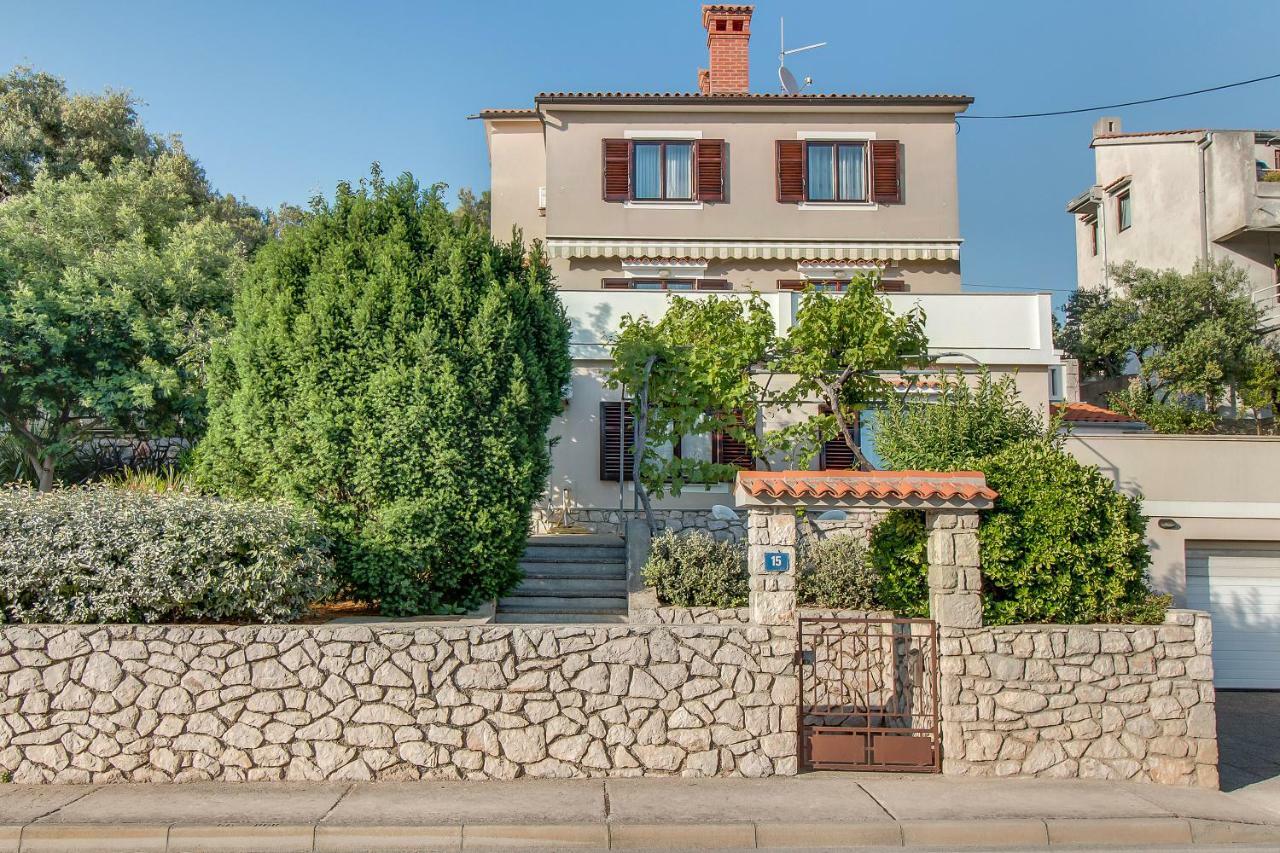 Apartment Simona Mali Lošinj Екстериор снимка